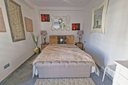 53b6a94c1b66a2a72204f22445023909 - 34