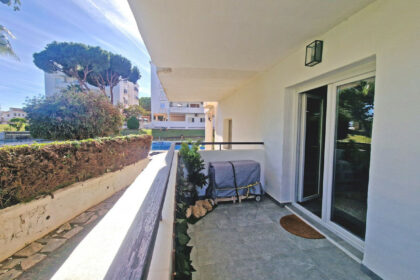 53b6a94c1b66a2a72204f22445023909 - 4