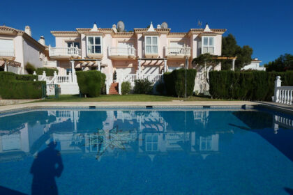 5477ad3f291db9c5794c2bf926bc0a5d - 32