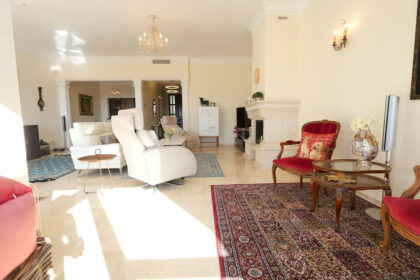 5477ad3f291db9c5794c2bf926bc0a5d - 37