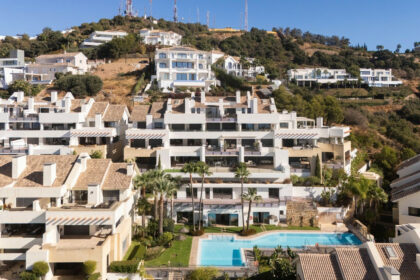 557c2234183a16f13d66288ea2604d26 - 51