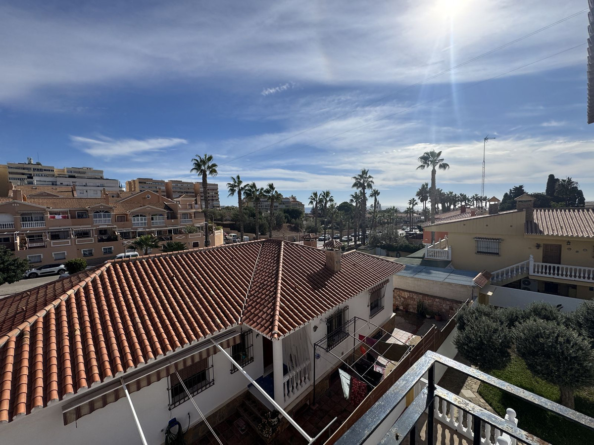 5594df92aace58b1661a5501419e699b - 18