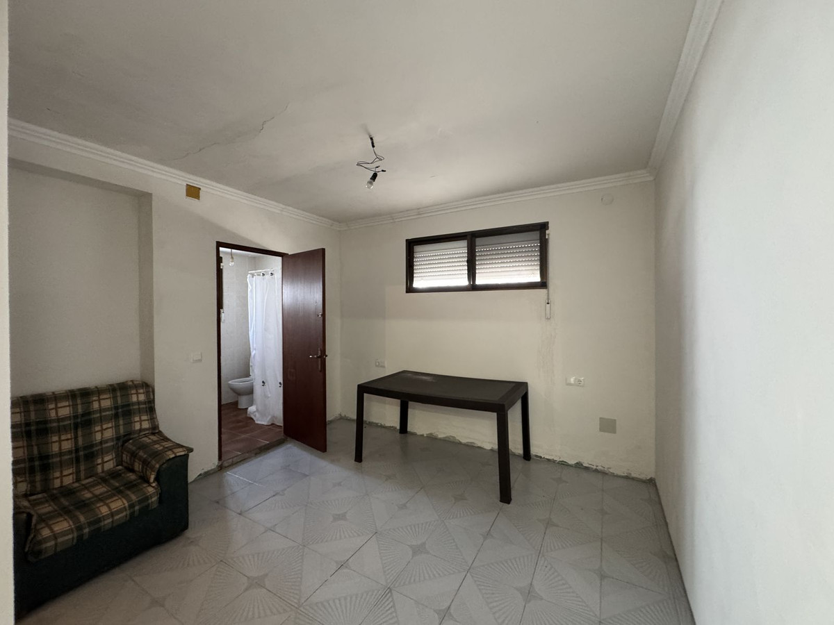 5594df92aace58b1661a5501419e699b - 26