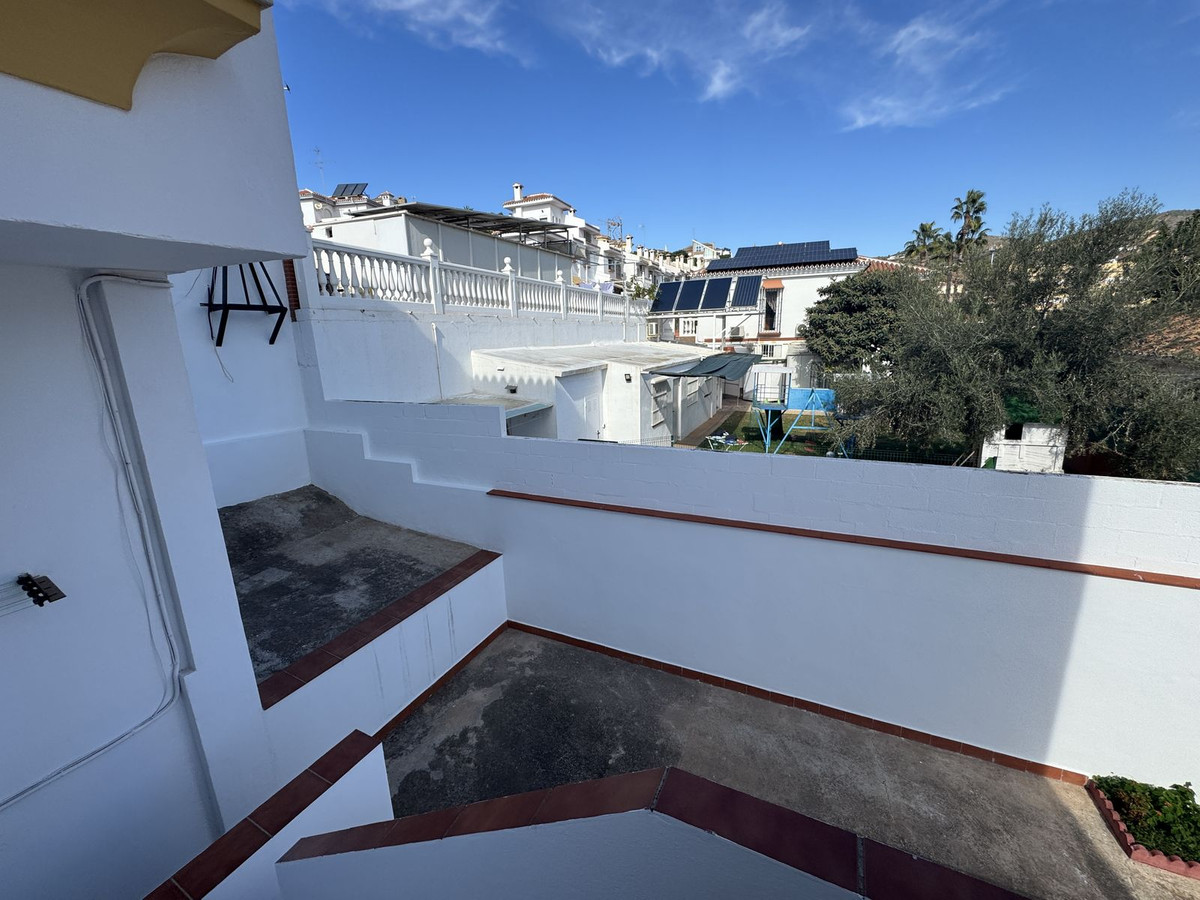 5594df92aace58b1661a5501419e699b - 27