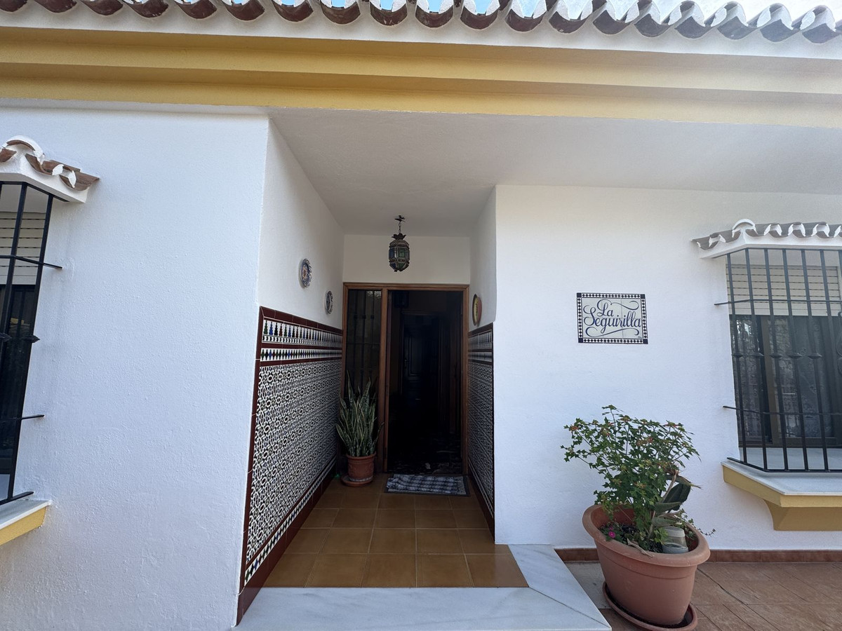 5594df92aace58b1661a5501419e699b - 29