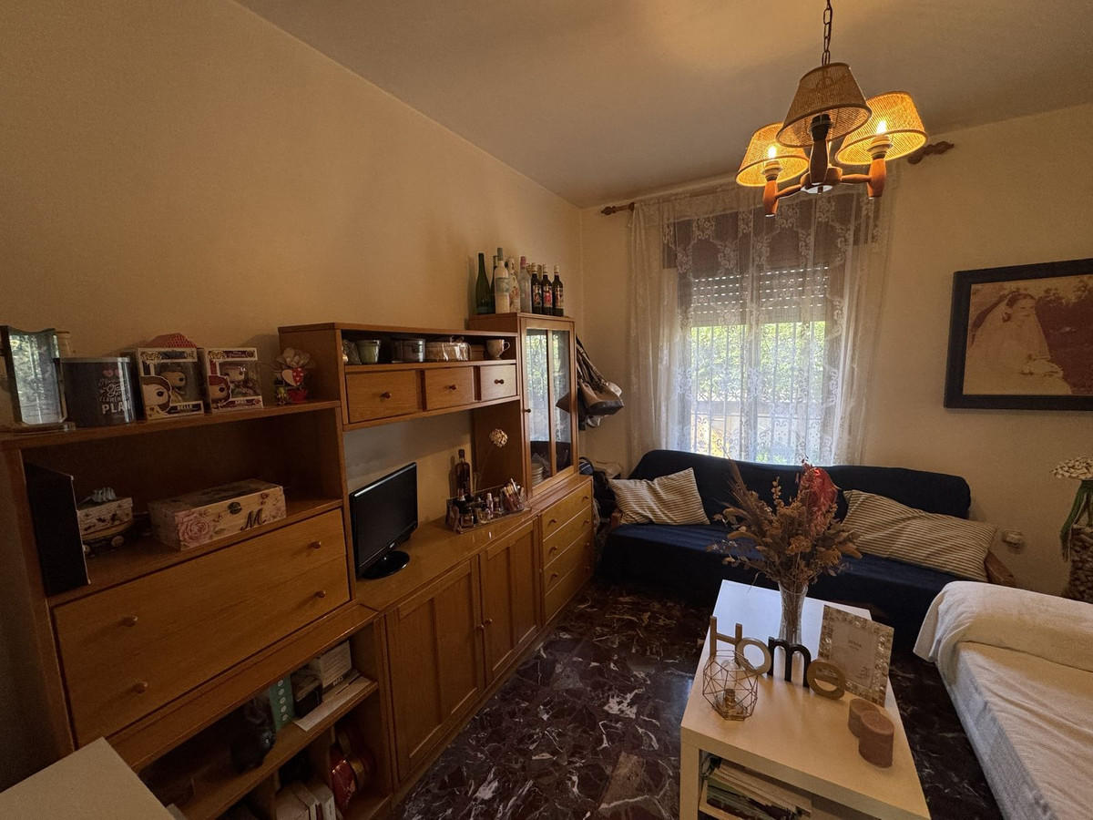 5594df92aace58b1661a5501419e699b - 9