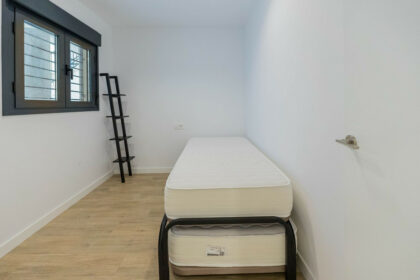 55f60ffc7201a2e1281964af2b66a692 - 12