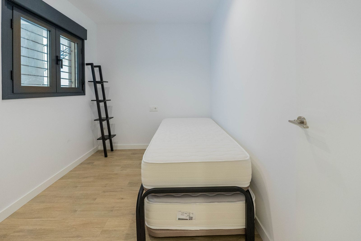 55f60ffc7201a2e1281964af2b66a692 - 12