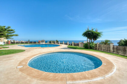 562c0030bc4872a14a7d8acc00715a63 - 20