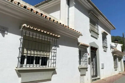 56a689f344376fa1420511764e0088c7 - 35