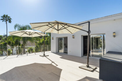 56b49f05e45af3ccbbea42f1c085aa98 - 30