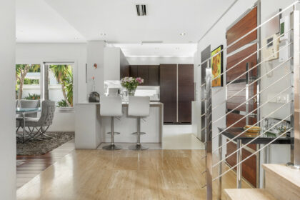 56b49f05e45af3ccbbea42f1c085aa98 - 4