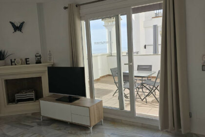 5717572ebf80fe1a4e4be3b06958663c - 3