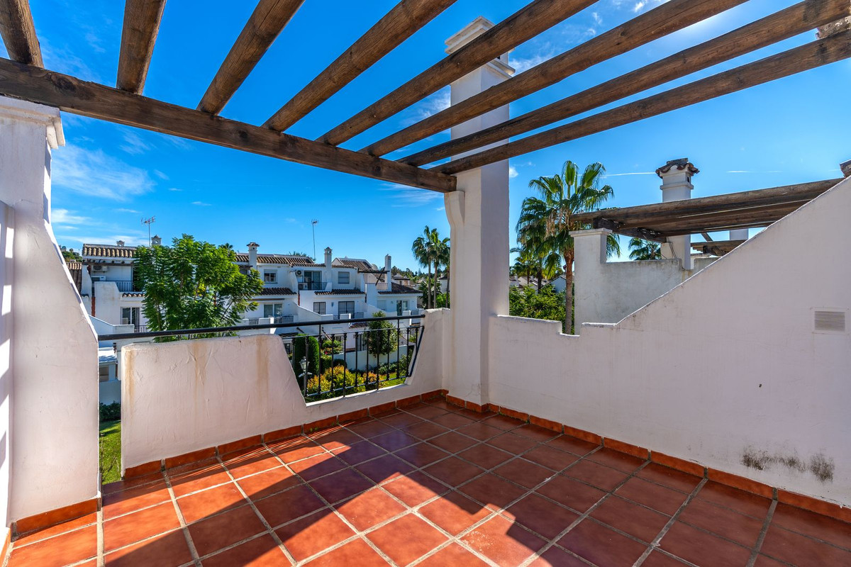 57333cc48f131928157ff7450f119097 - 22