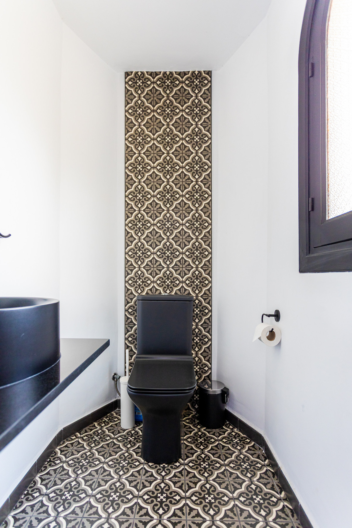 5769b89e5eb6f1aac6d4e46632ecc971 - 27