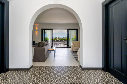 5769b89e5eb6f1aac6d4e46632ecc971 - 6