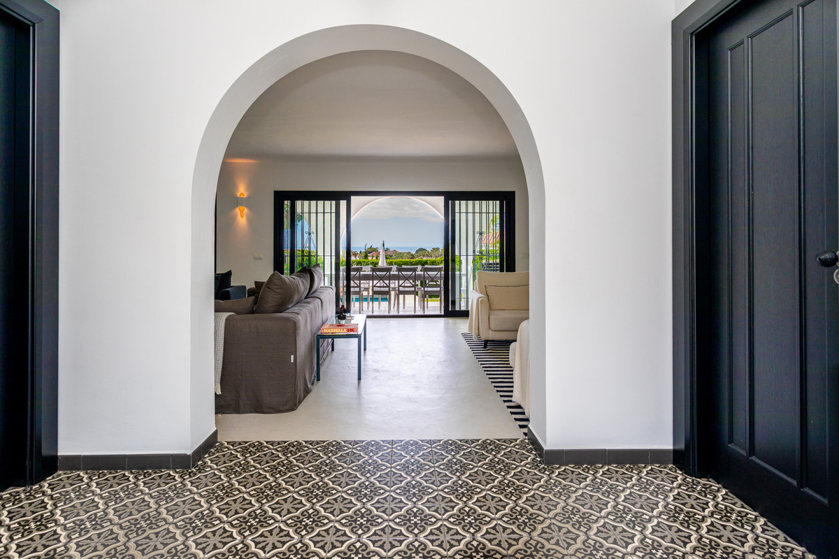 5769b89e5eb6f1aac6d4e46632ecc971 - 6