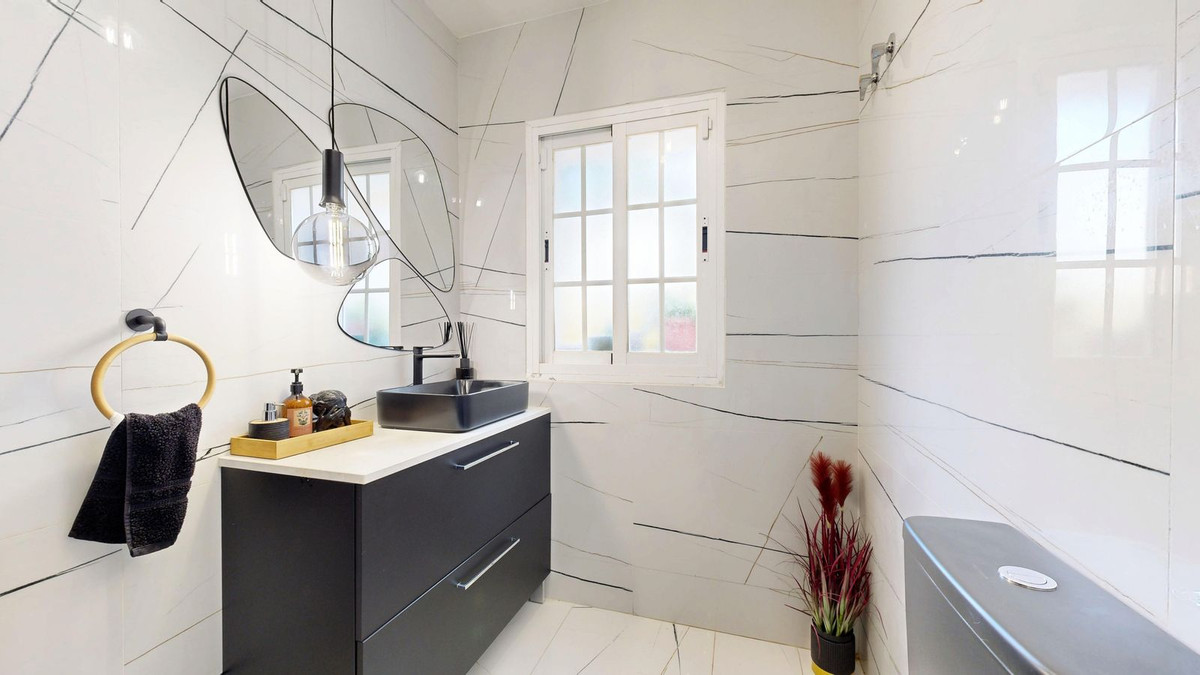 57a0a8a1285aaf8088931278dcbff903 - 30