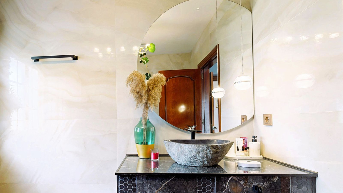 57a0a8a1285aaf8088931278dcbff903 - 36