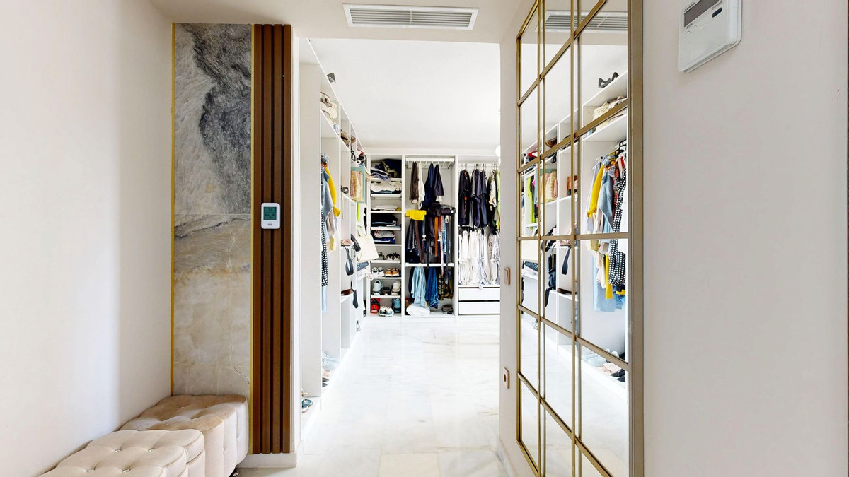 57a0a8a1285aaf8088931278dcbff903 - 38