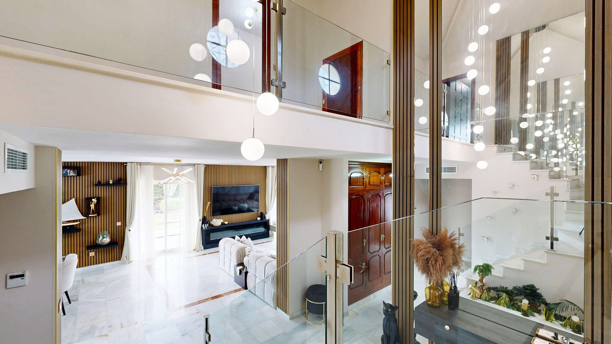 57a0a8a1285aaf8088931278dcbff903 - 51