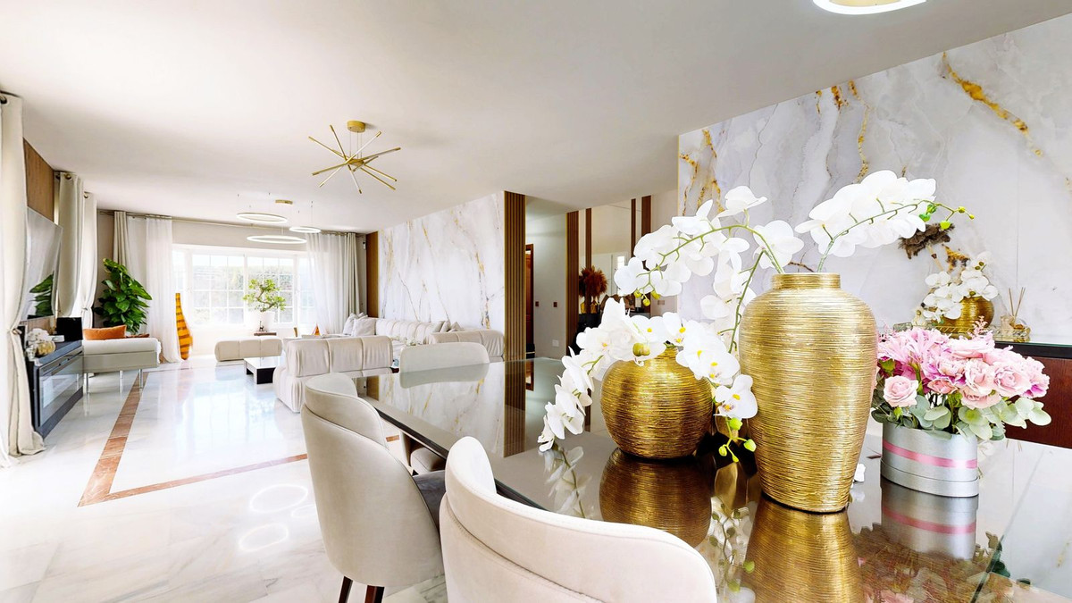 57a0a8a1285aaf8088931278dcbff903 - 54