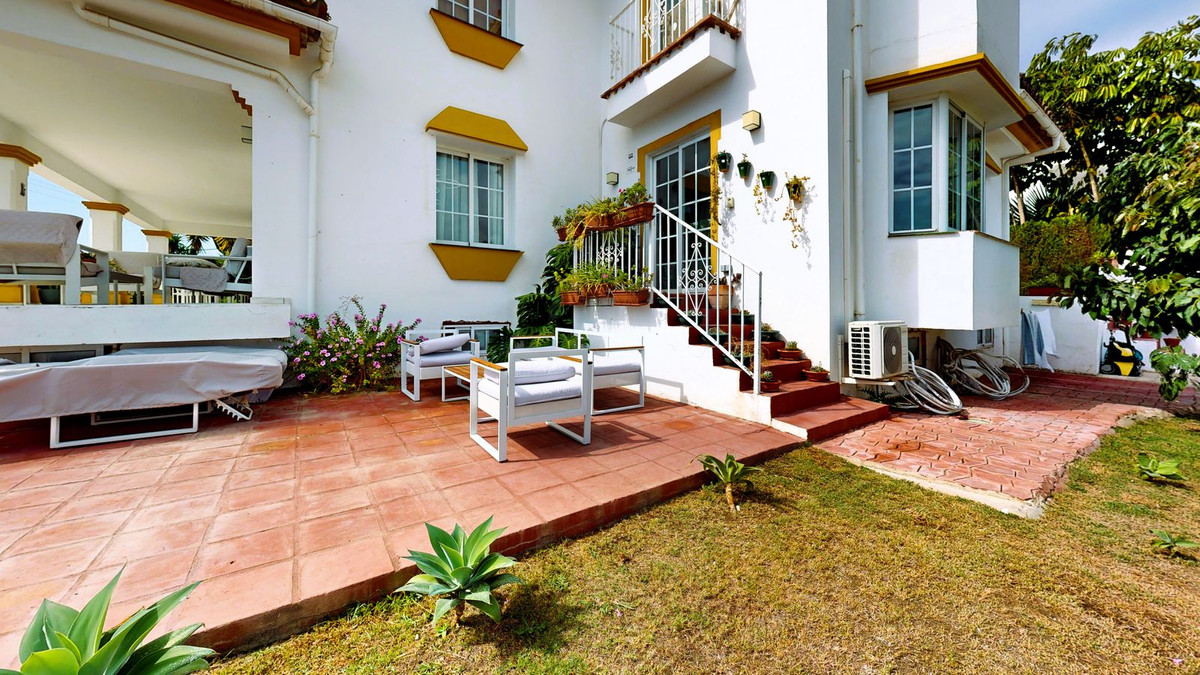 57a0a8a1285aaf8088931278dcbff903 - 78