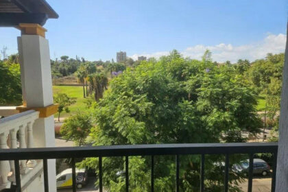 57bfd2e450d7c7a5f0c6e0b9a6a57d59 - 14