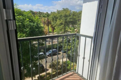 57bfd2e450d7c7a5f0c6e0b9a6a57d59 - 15