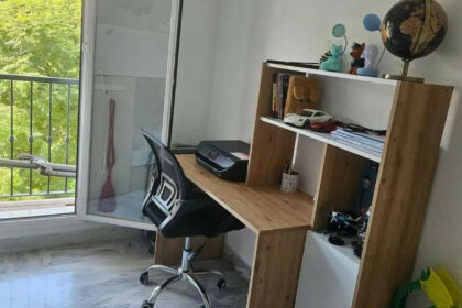 57bfd2e450d7c7a5f0c6e0b9a6a57d59 - 18