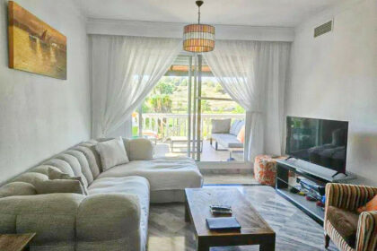 57bfd2e450d7c7a5f0c6e0b9a6a57d59 - 2