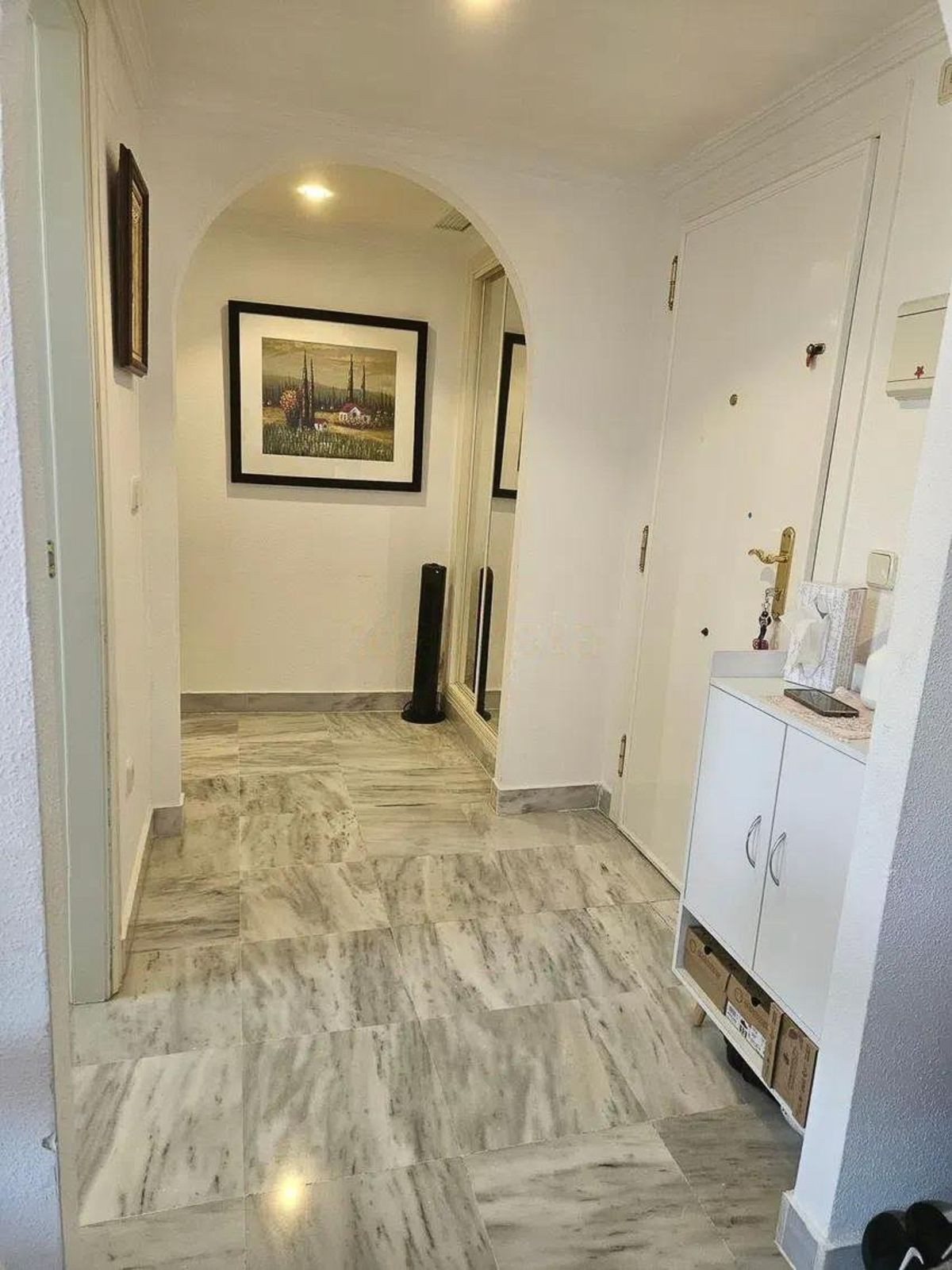 57bfd2e450d7c7a5f0c6e0b9a6a57d59 - 22