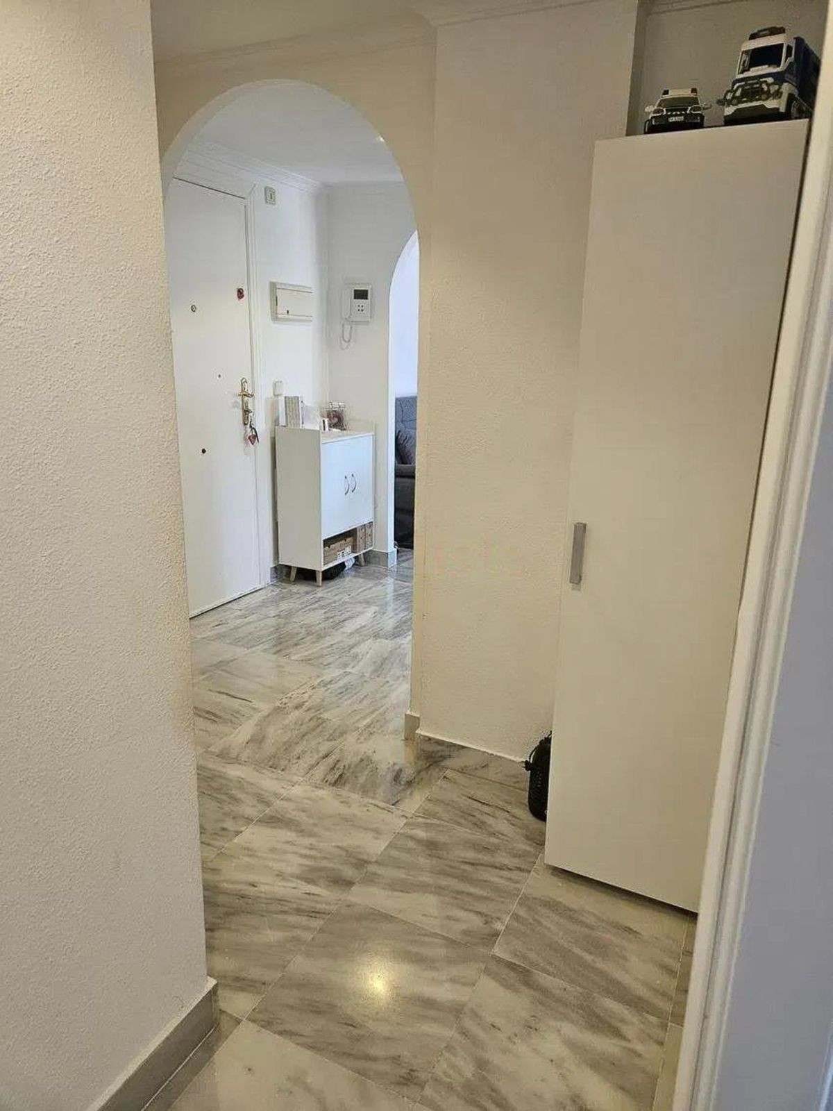 57bfd2e450d7c7a5f0c6e0b9a6a57d59 - 23