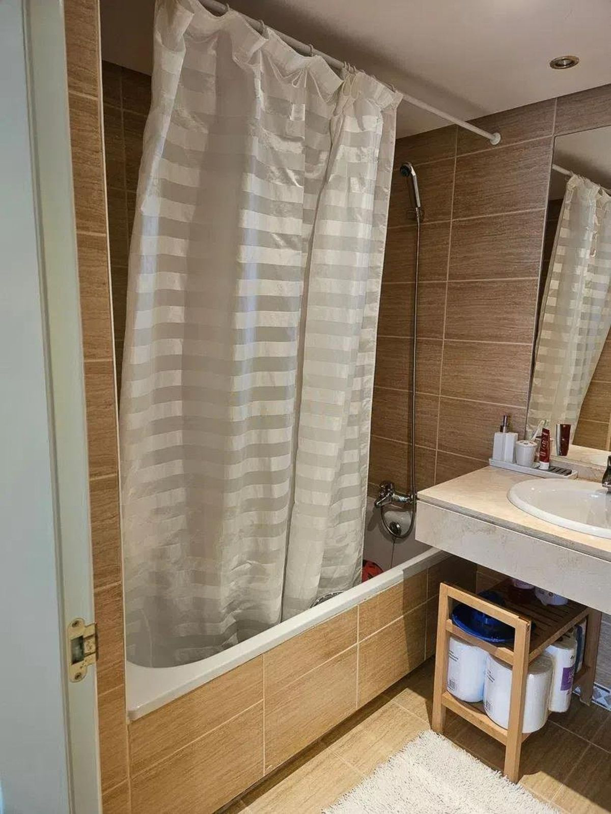 57bfd2e450d7c7a5f0c6e0b9a6a57d59 - 24