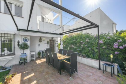 57cc66e1cbd61daeb51aa3dc86e5b76f - 1