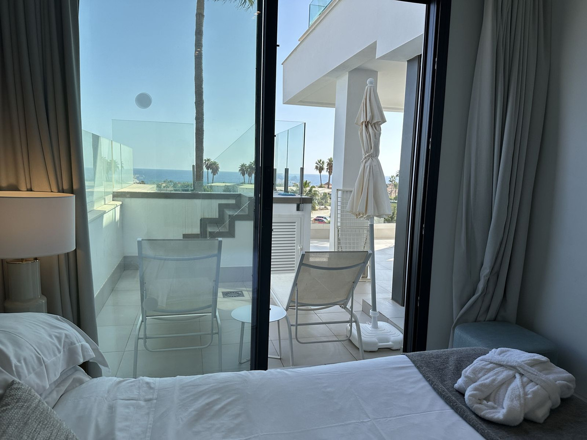 58a02dba8ad3c6fa12ec830199ac8768 - 25