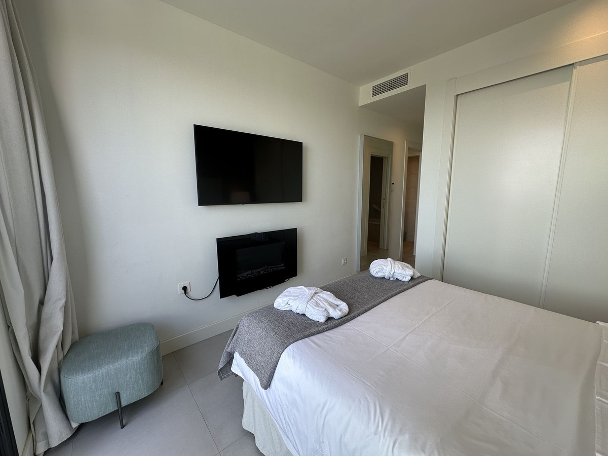 58a02dba8ad3c6fa12ec830199ac8768 - 26