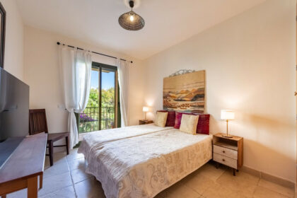 58cec7898d13934b43efd38f4536f3ab - 13