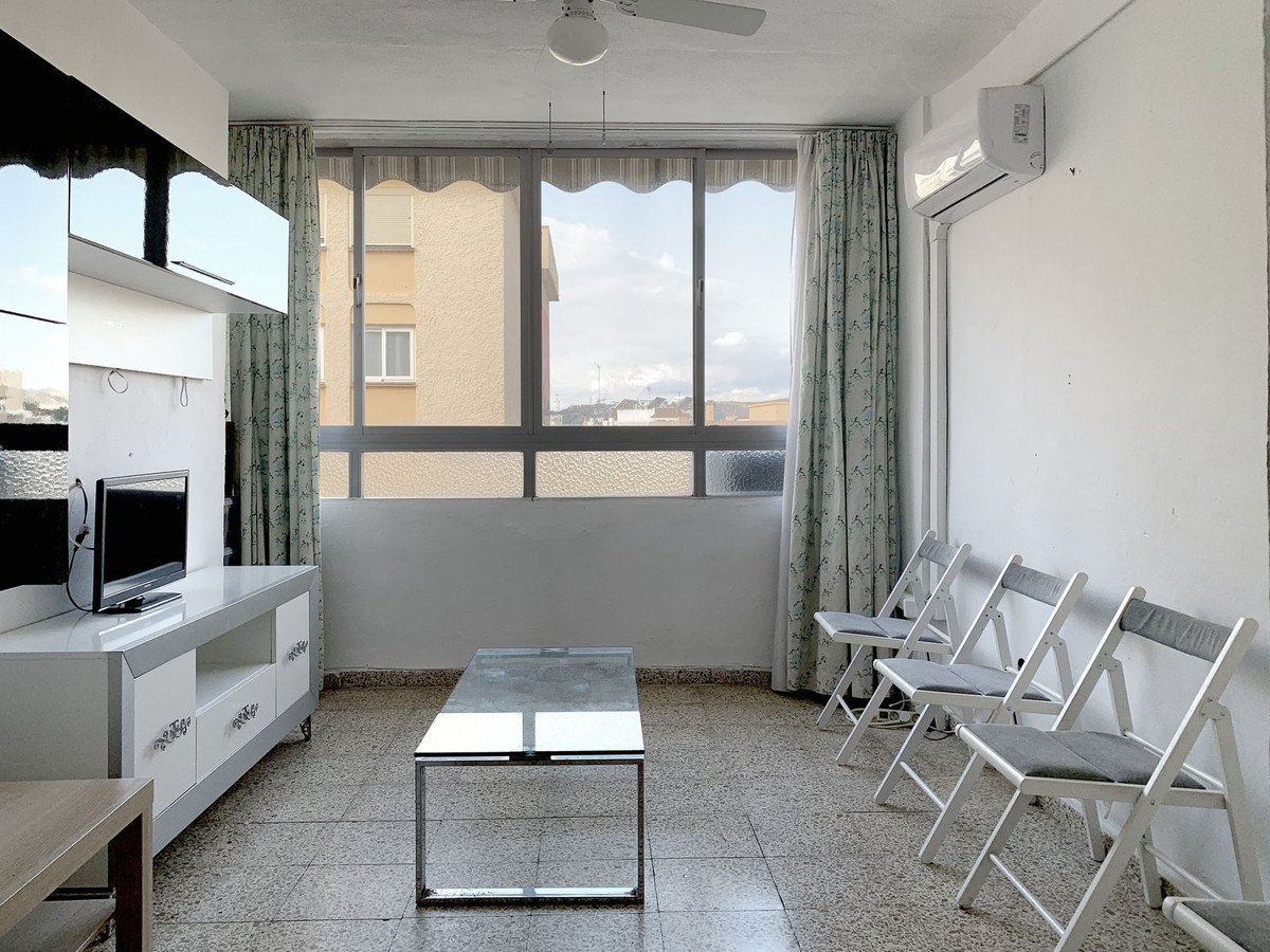 5920a51d1b1c214e87a7117a117023a4 - 1