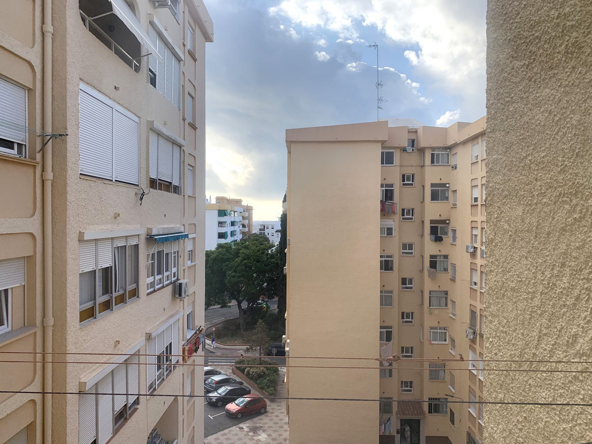 5920a51d1b1c214e87a7117a117023a4 - 12