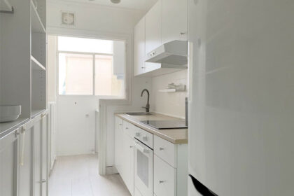 5920a51d1b1c214e87a7117a117023a4 - 9