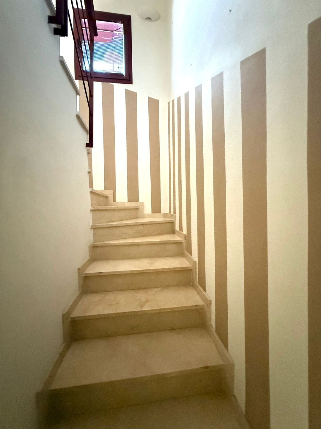 59352731769307fb01aaf18d64a879da - 30