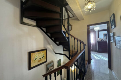 59b89ef7467f4876b5cf759e3a8c56f7 - 16