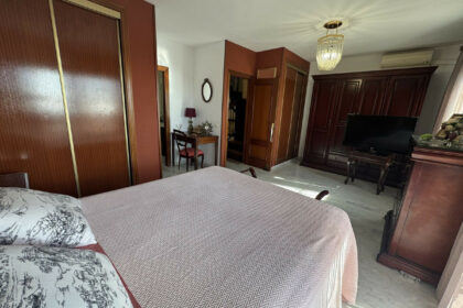 59b89ef7467f4876b5cf759e3a8c56f7 - 18