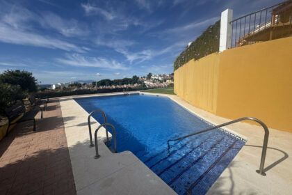 59b89ef7467f4876b5cf759e3a8c56f7 - 2