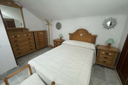 59b89ef7467f4876b5cf759e3a8c56f7 - 23