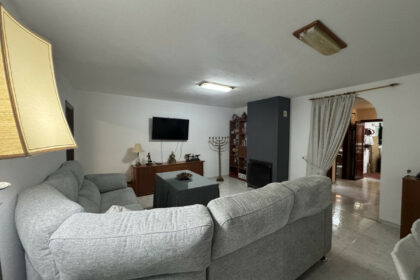 59b89ef7467f4876b5cf759e3a8c56f7 - 29