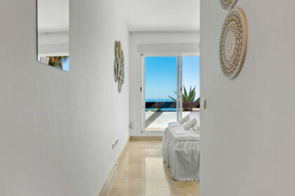 5a24db2a315d8dfb8d9b154dc576426b - 18