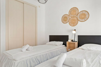 5a24db2a315d8dfb8d9b154dc576426b - 22