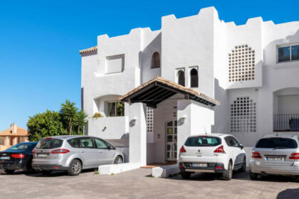 5a24db2a315d8dfb8d9b154dc576426b - 25